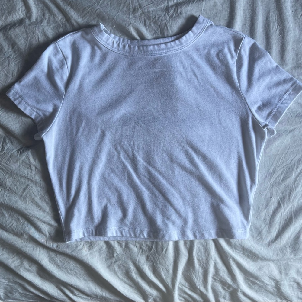 Wild Fable Classic White Crop Tee